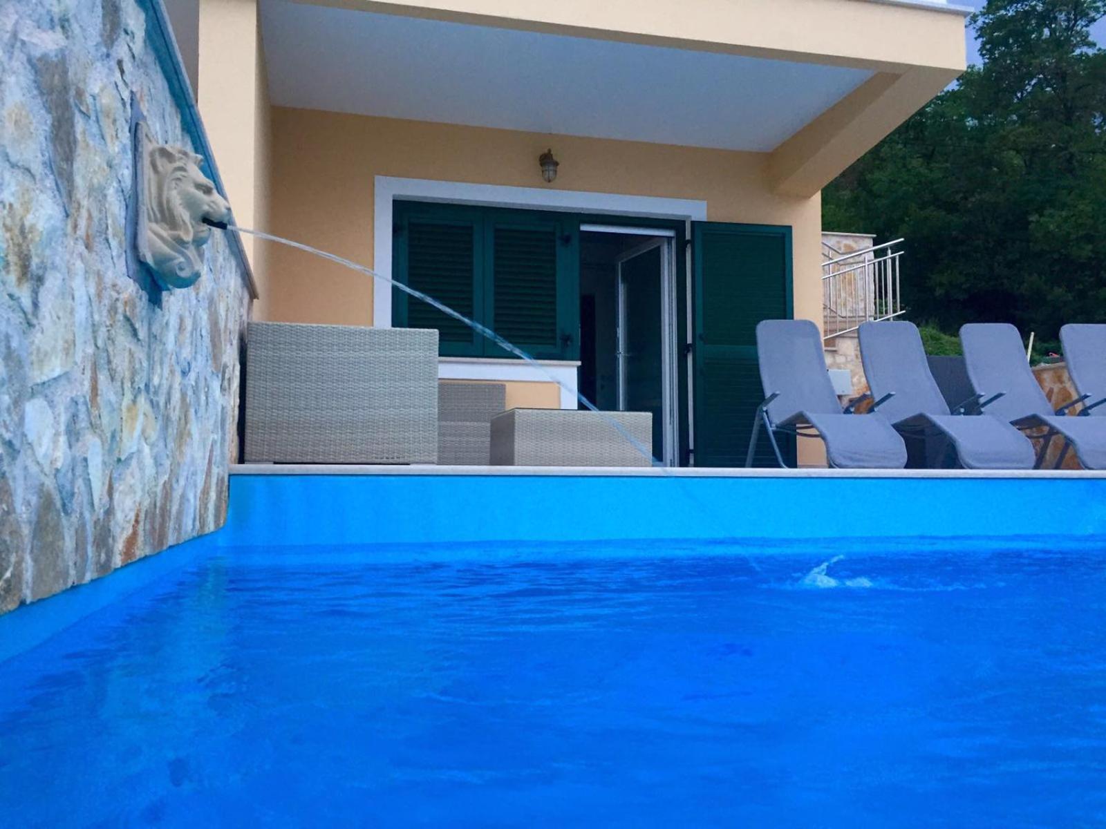 Villa Sabine Apartment Losinj Medveja Exterior foto